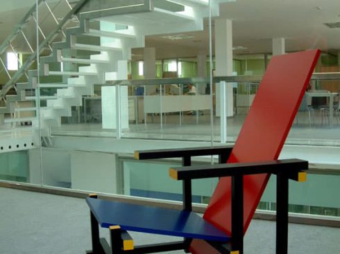 Sede central y fábrica de pinturas Valresa en Ribarroja (Valencia)