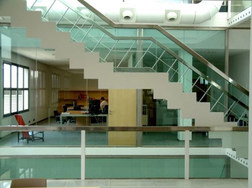 Sede central y fábrica de pinturas Valresa en Ribarroja (Valencia)