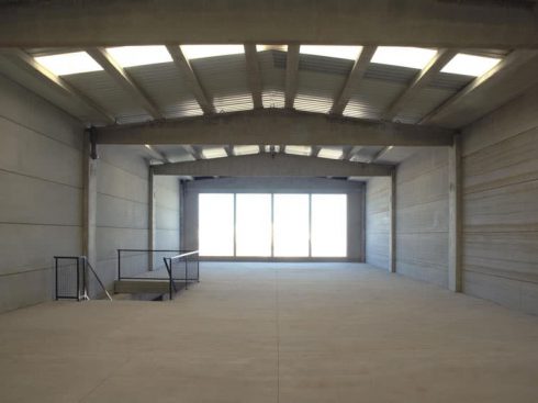 11 Naves Industriales en P.I. Aeropuerto de Manises (Valencia)