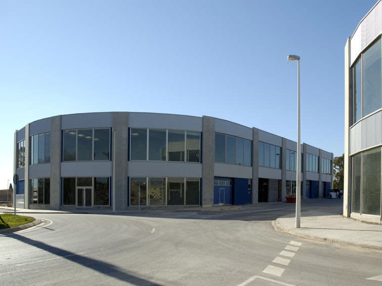 11 Naves Industriales en P.I. Aeropuerto de Manises (Valencia)