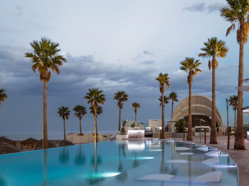 Marina Beach Club: Proyecto de instalaciones para club de playa en la Marina Real Juan Carlos I de Valencia