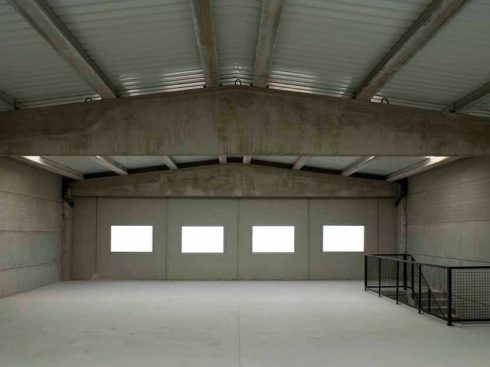 Naves Industriales en P.I. La Cova de Manises (Valencia)