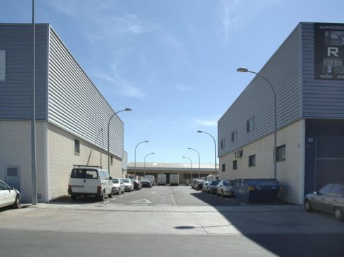 21 Naves Industriales en P.I. La Garrofera de Alaquás (Valencia)