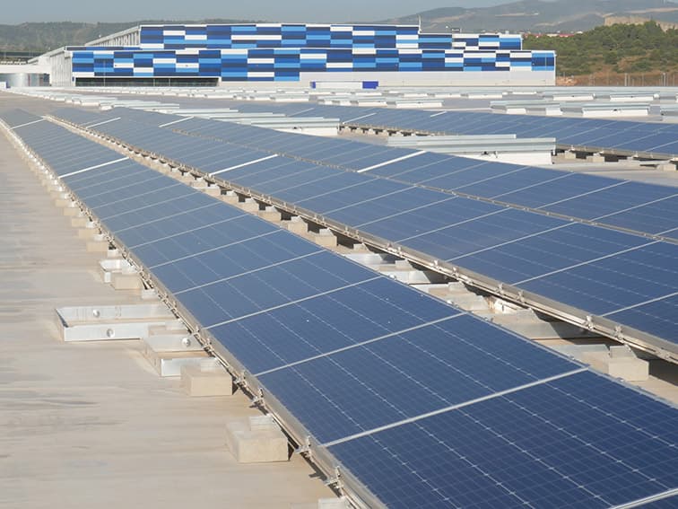 Logicor: Instalación fotovoltaica 100 kWp