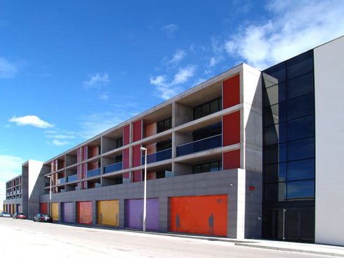 Edificio Nau de oficinas loft en P.I. “Aeropuerto” Manises (Valencia)