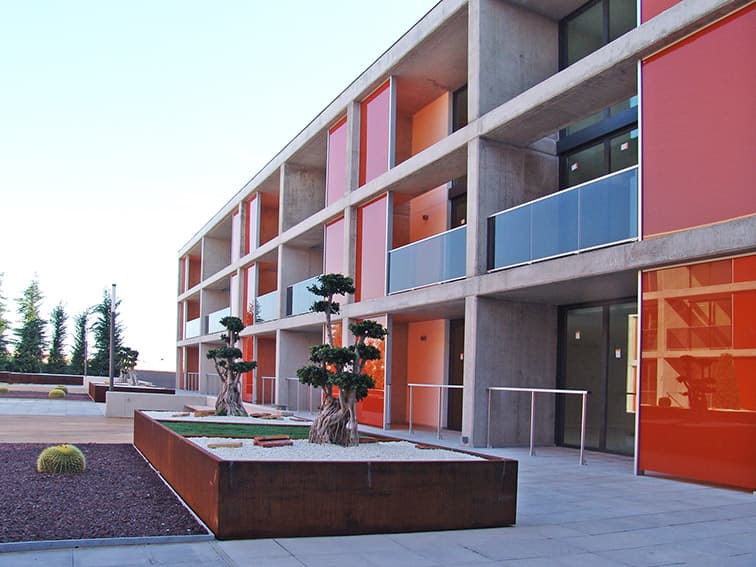 Edificio Nau de oficinas loft en P.I. “Aeropuerto” Manises (Valencia)