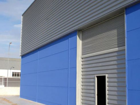 Naves Industriales Rifrahuer en Requena (Valencia)