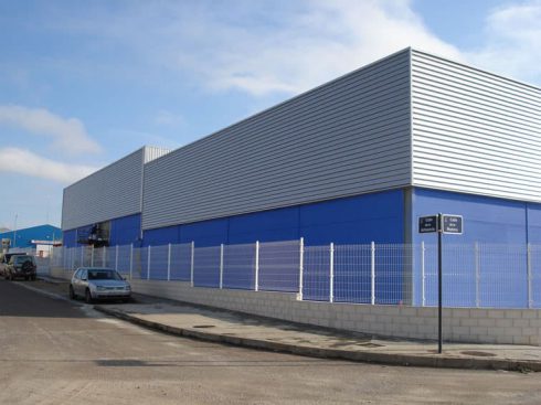 Naves Industriales Rifrahuer en Requena (Valencia)